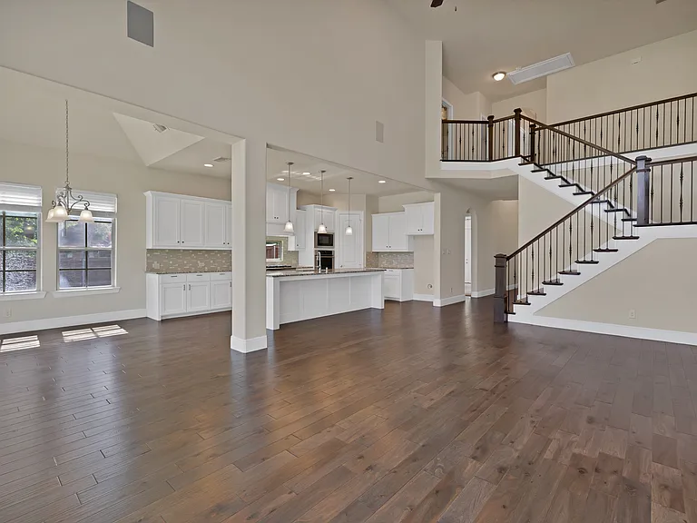 2600 Fairhill Ln — Photo 19