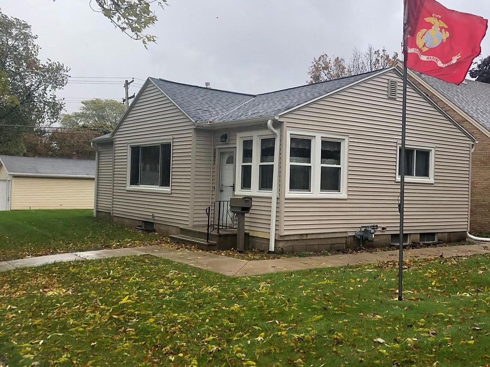 1st image of 8831 W Auer Ave