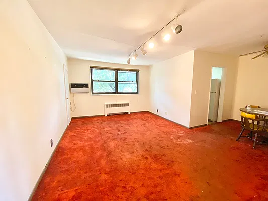 Sold by East Coast Realtors Inc. | media 7