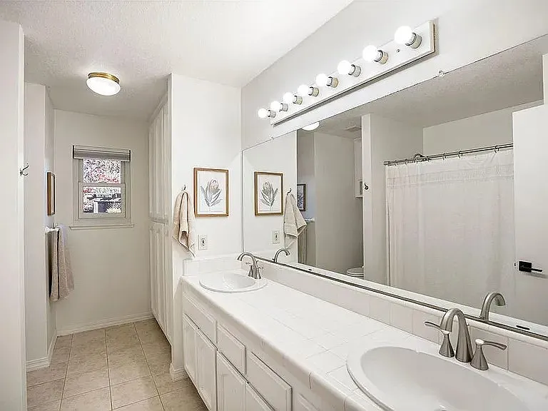 1941 Brook Mar Dr — Photo 24