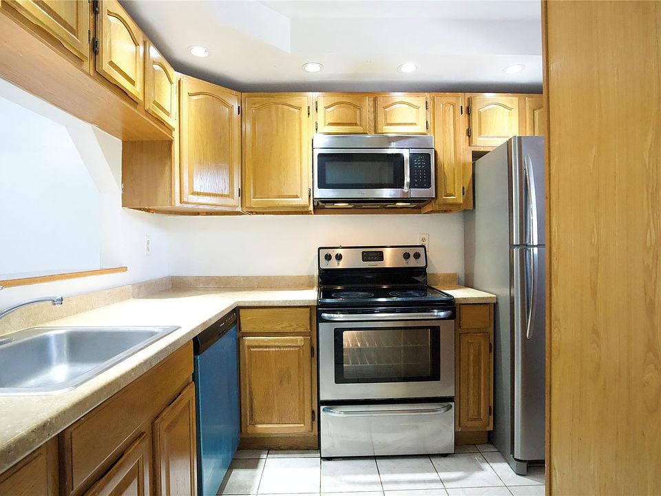 1st image of 3400 Foxcroft Road #310