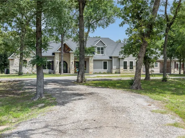 3906 County Road 157, Bedias, TX 77831