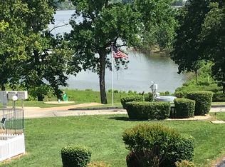 1607 Paradise Landing Rd, Kimberling City, MO 65686