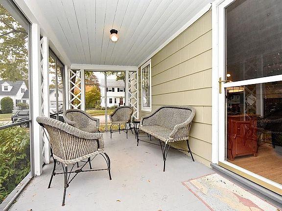 Exterior side deck