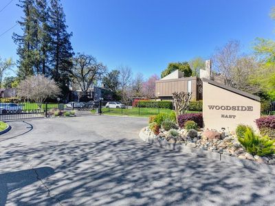 891 Woodside Ln E UNIT 2, Sacramento, CA, 95825