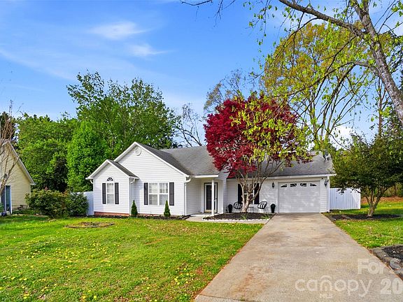 2nd image of 6406 Currywood Pl
