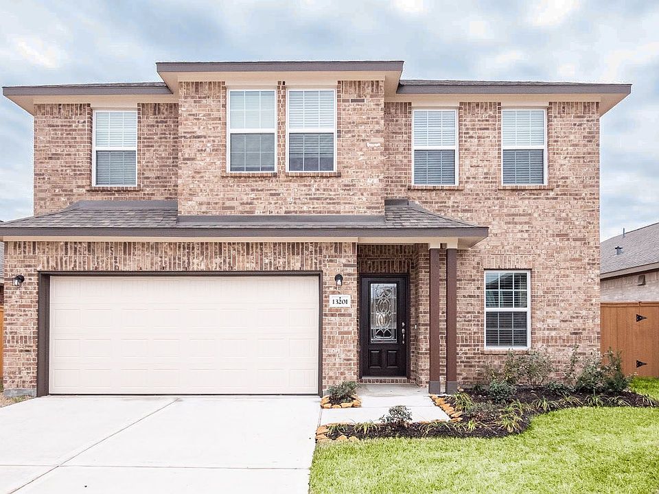 1st image of 13201 Villa Sola Dr