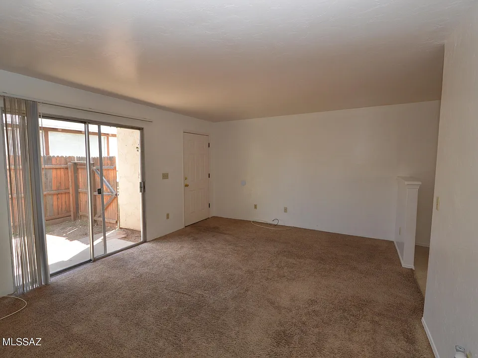 1616 N Columbus Blvd