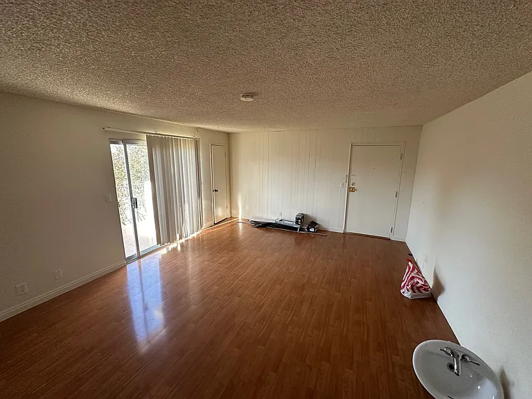 220 N Lincoln Ave #G — Photo 6