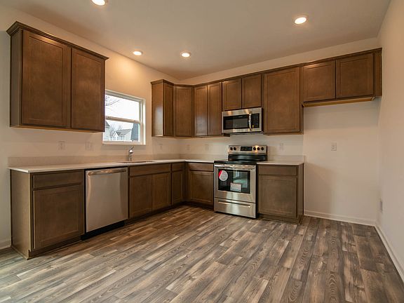3rd image of 10037 Caprock Canyon Dr