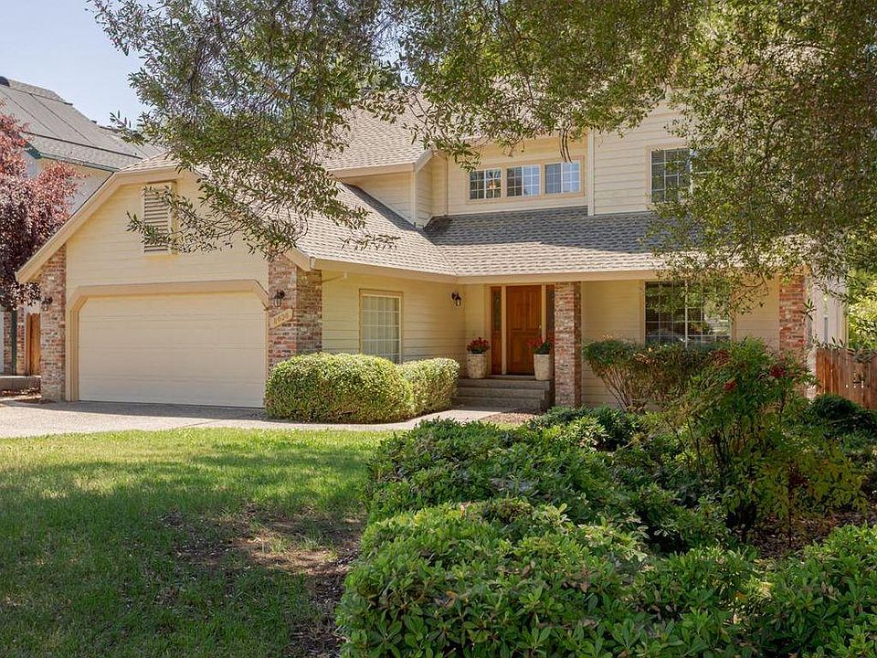 1st image of 8636 Amber Oaks Ct
