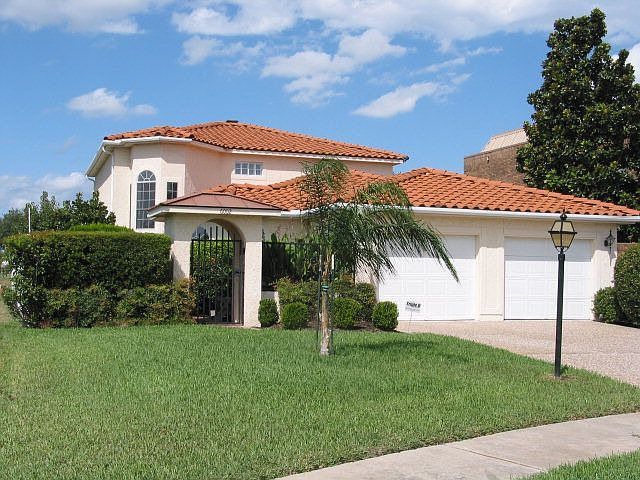 1st image of 6002 Country Club Dr