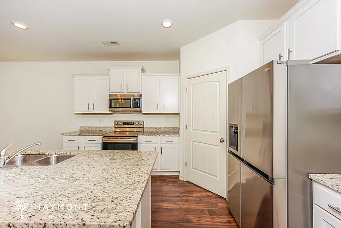 5620 Timber Leaf Loop — Photo 9