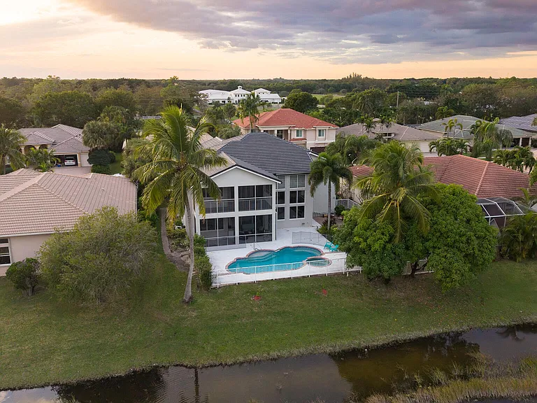 11836 Osprey Point Cir — Photo 35