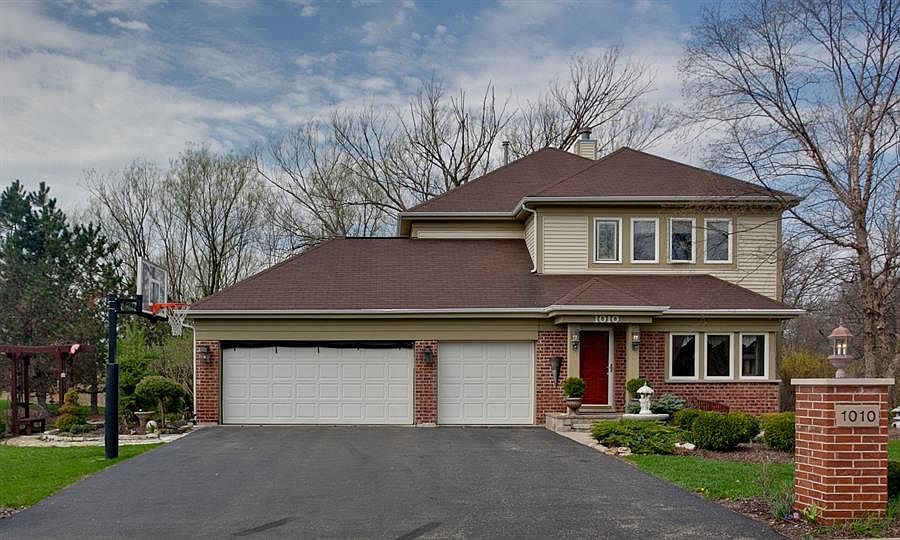 1st image of 1010 White Pine Dr