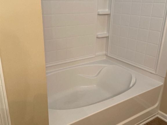 5th image of 8826 Kellum Dr