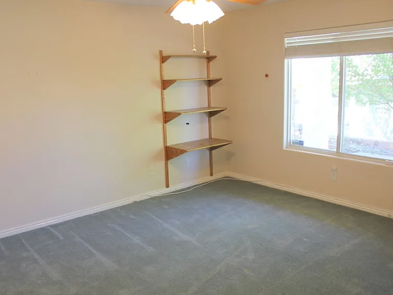 682 Lava Point Dr — Photo 31