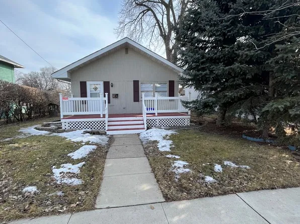 915 S Kline St, Aberdeen, SD 57401