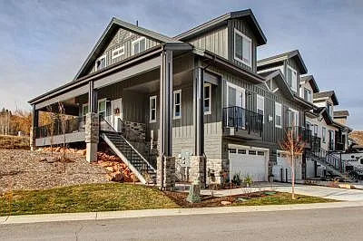 3323 Santa Fe Rd — Photo 2