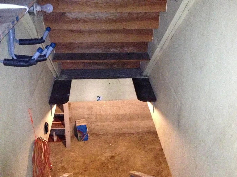 1131 Humboldt St — Photo 17