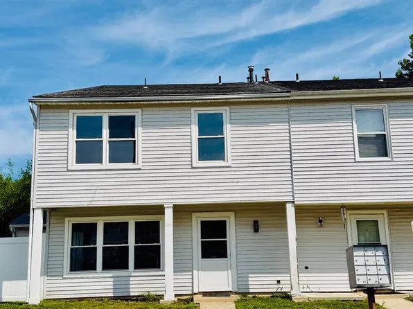 1 Logan Ct, Sicklerville, NJ 08081