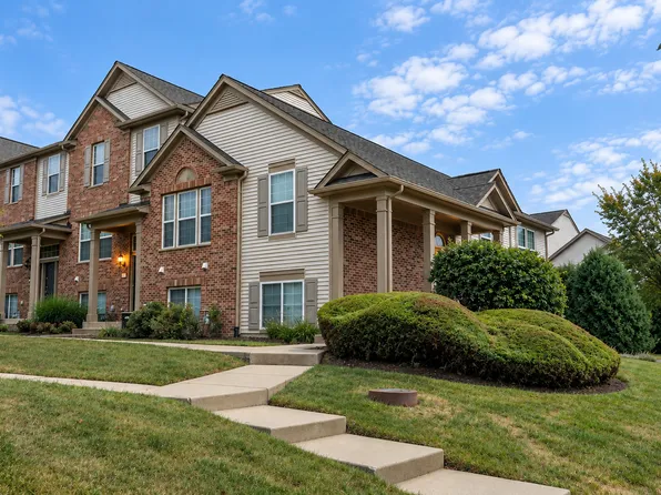 250 Devoe Dr, Oswego, IL 60543