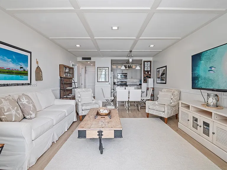 3505 S Ocean Dr #607 — Photo 5