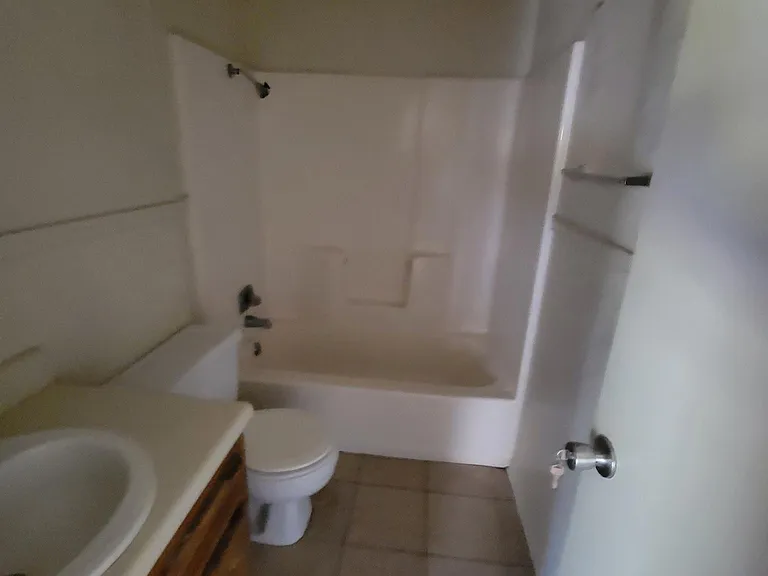 505 Hackberry St — Photo 3