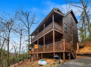 1913 Rose Pass, Sevierville, TN 37876