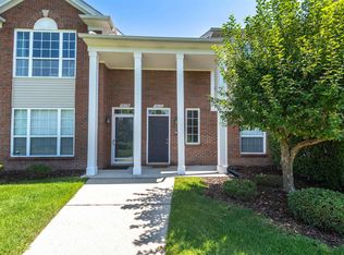 46033 Rhodes Dr, Macomb, MI 48044