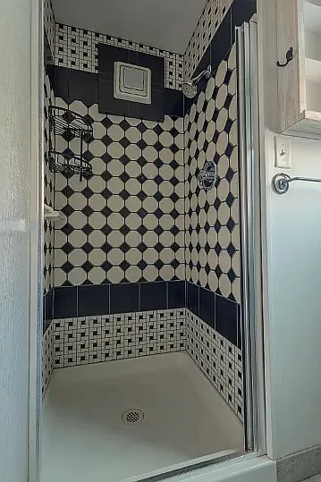 Walk-in Shower_05072025