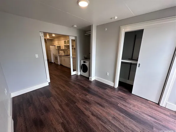 803 Waimanu St #423, Honolulu, HI 96813