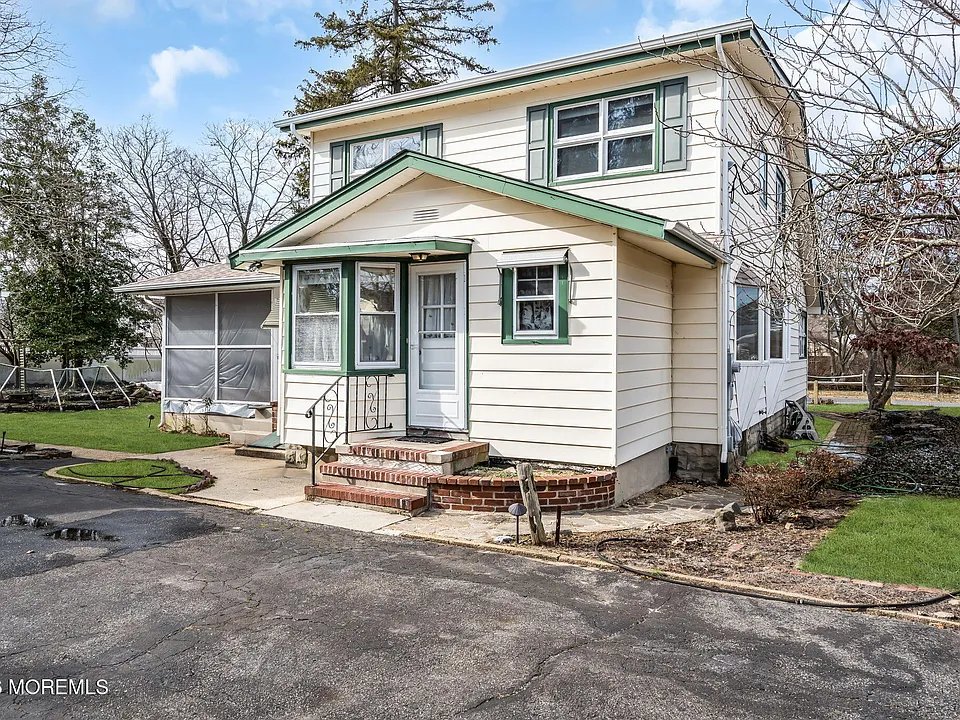 501 Cable Ave