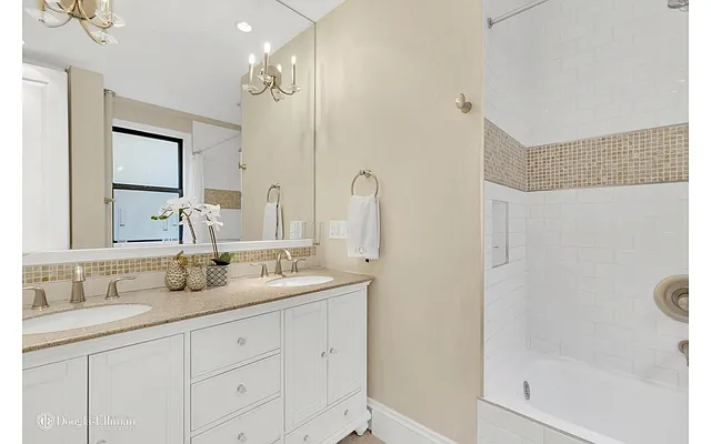 Sold by Douglas Elliman | media 8