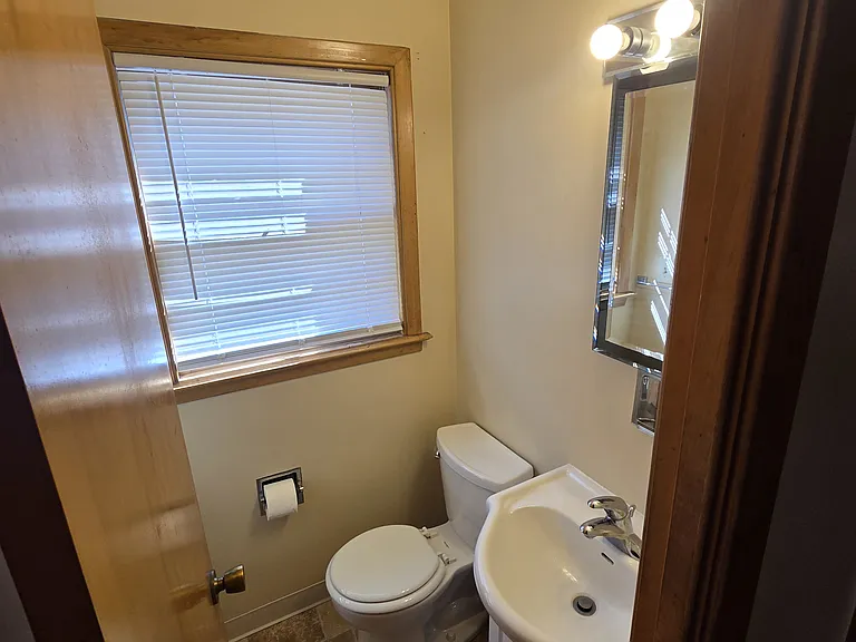 1818 D St #2 — Photo 10