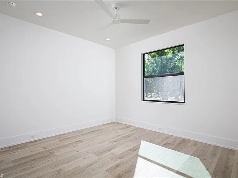 5772 Green Blvd — Photo 14