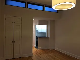 Rented by Metropolis Real Estate of Manhattan