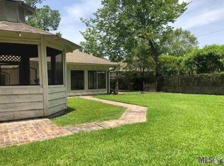 1433 S Carrollton Ave, Baton Rouge, LA 70806