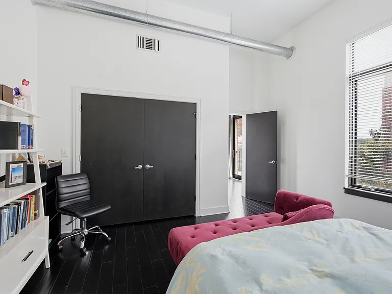 205 31st Ave N #310 — Photo 45