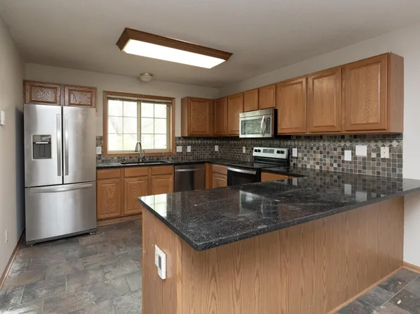 604 Monn Ave #604, Saint Paul, MN 55127