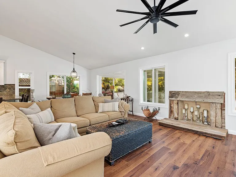 2416 Majano Pl — Photo 3