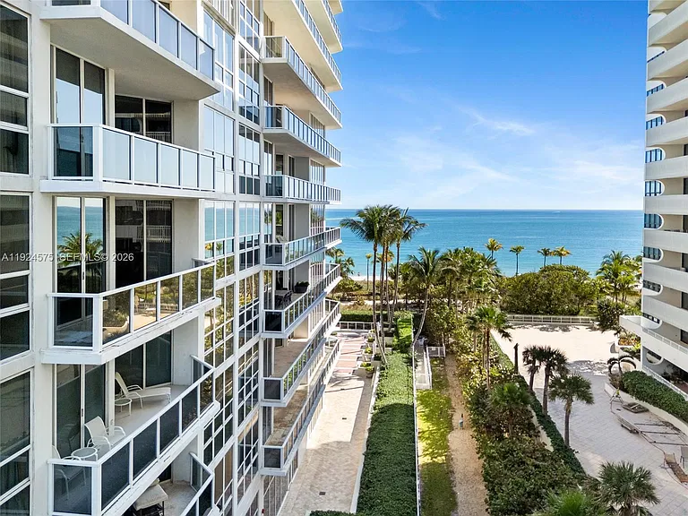 10225 Collins Ave #404 — Photo 40