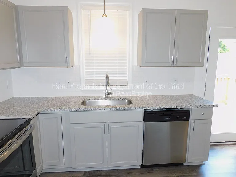 3773 Hinshaw Country Rd — Photo 7