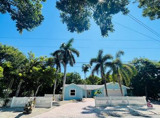694 Dolphin Ave, Key Largo, FL 33037