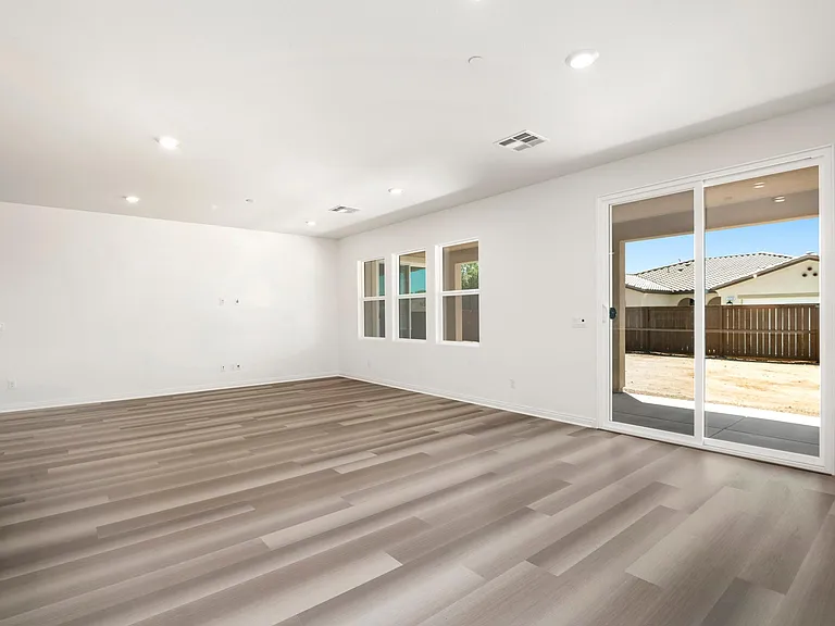 2522 Blackbird Gln — Photo 17