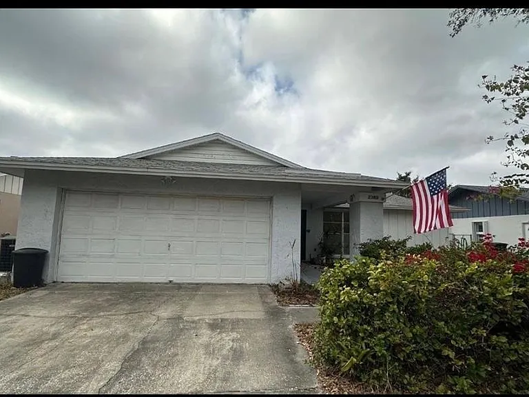 2380 Timbercrest Cir W — Photo 1