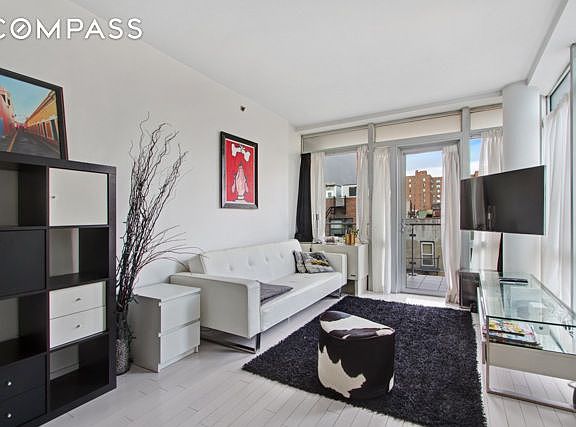 5th image of 421 E 13th St #6D