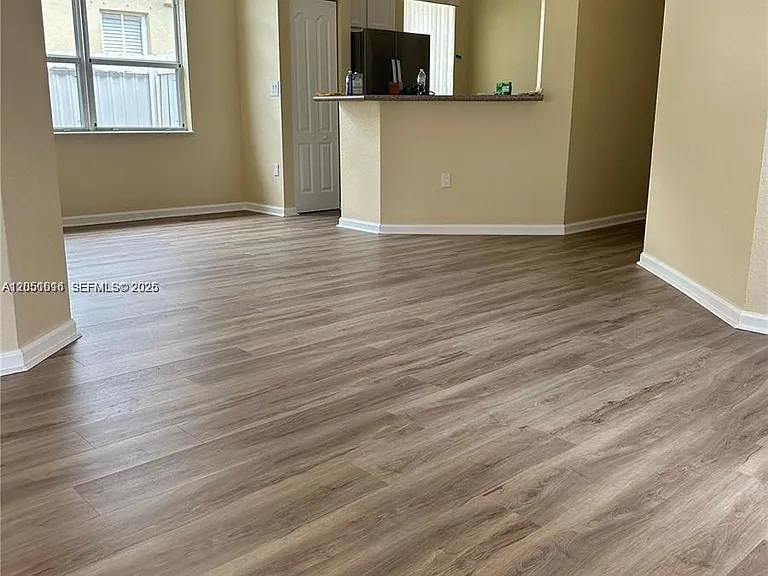2210 NE 37th Rd — Photo 4