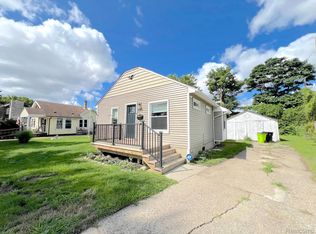 28855 Victor St, Roseville, MI 48066