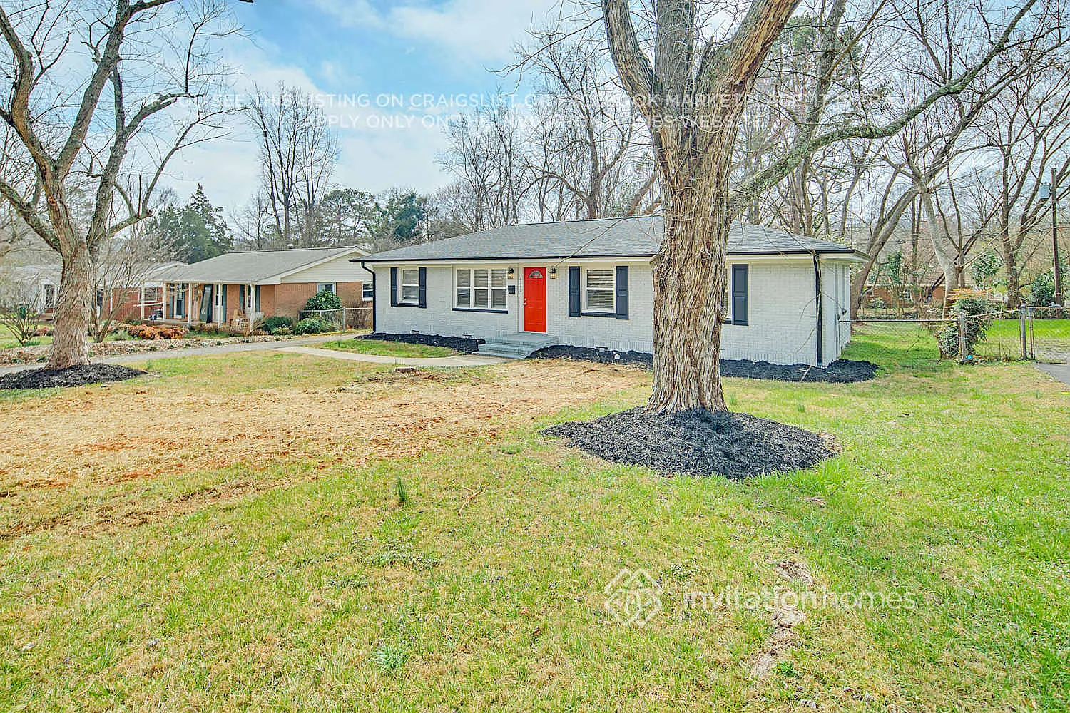 4240 Winedale Ln Charlotte, NC 28205 — Photo 3